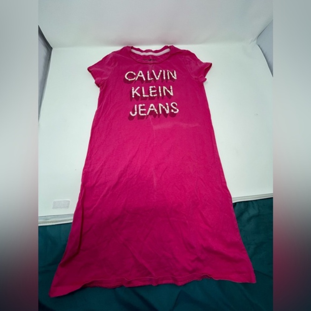 Calvin Klein Girls Sequin‎ Logo T-Shirt Dress Size 8/10 Hot Pink Comfy Cotton